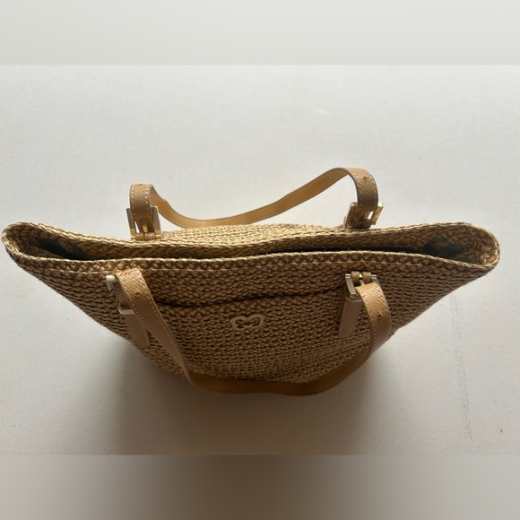 Elegant Tan Woven Tote Bag by Eric Javits New York - Picture 7 of 14